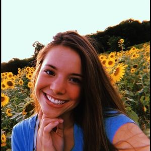 Meet your Posher, Jayde